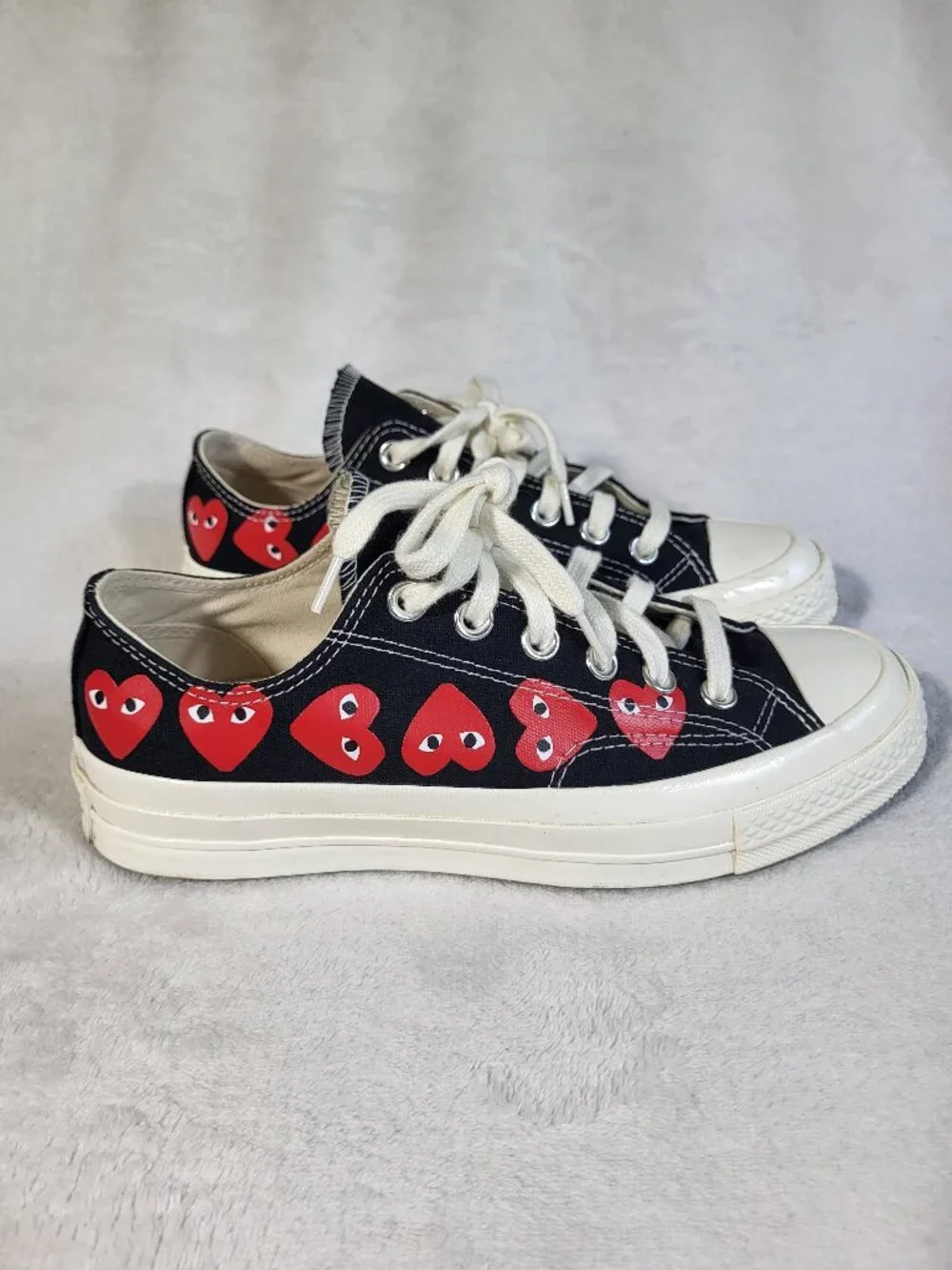 Converse x Comme des Garçons PLAY Chuck 70 Multi Heart Black/Red Size 5 M/7 W - Picture 3 of 9